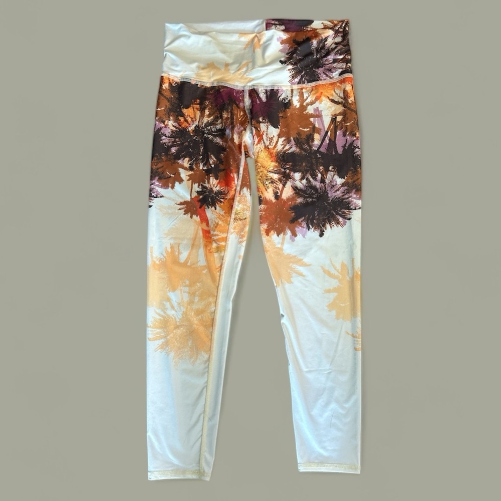 Teeki Palm Tree Abstract Yoga Leggings size Large New without Tags